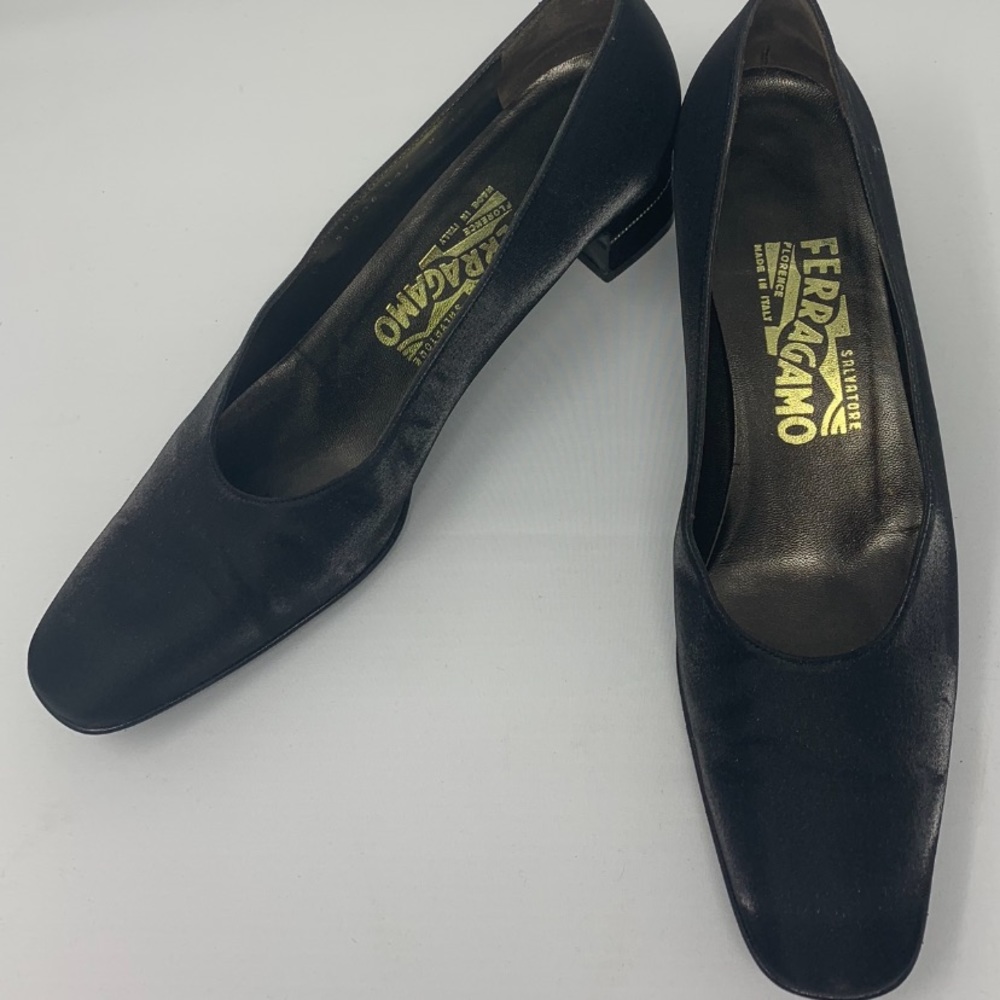Ferragamo Rhinestone kitten heel